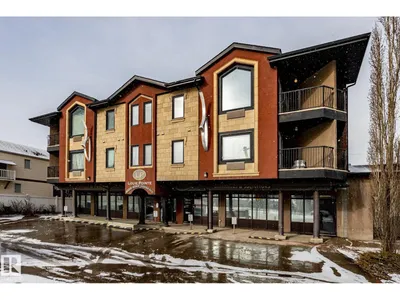 #304 9336 JASPER AV NW photo 38