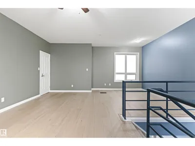 #417 10717 83 AV NW photo 29