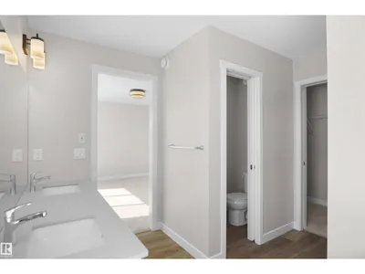 7235 182 AV NW photo 26