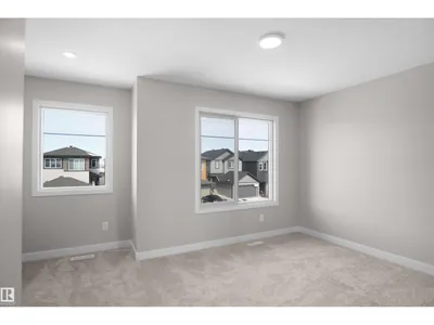 7235 182 AV NW photo 32
