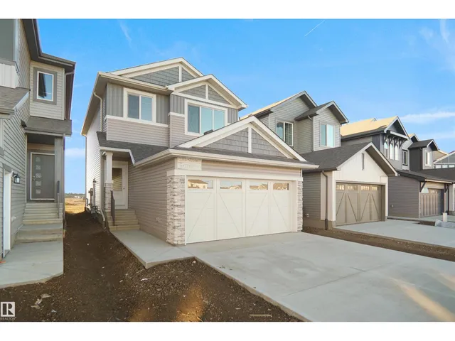 8456 183 AV NW, Edmonton
