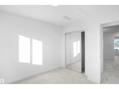 8448 183 AV NW photo 27