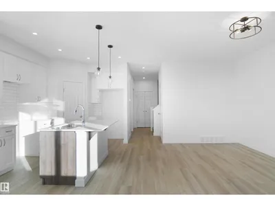 8448 183 AV NW photo 11