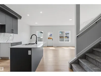 8815 181 AV NW photo 7