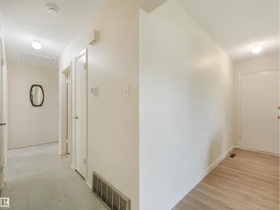 6206 132 AV NW photo 16