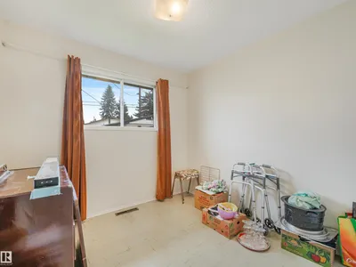 6206 132 AV NW photo 17