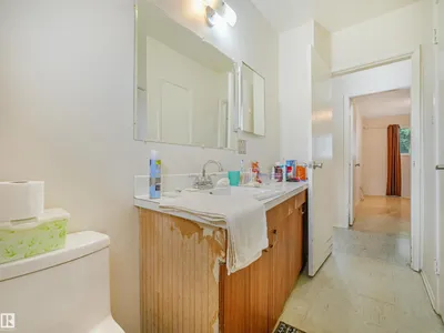 6206 132 AV NW photo 24