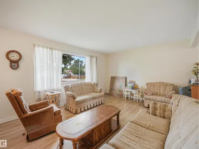 6206 132 AV NW photo 6