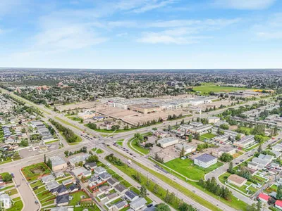 6206 132 AV NW photo 61