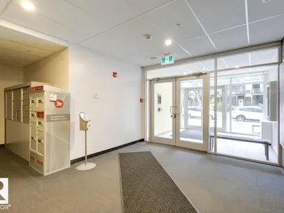 #310 11503 76 AV NW photo 8