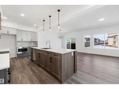 19428 25 AV NW photo 11