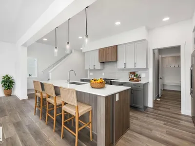 19428 25 AV NW photo 16