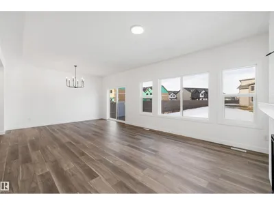 19428 25 AV NW photo 27