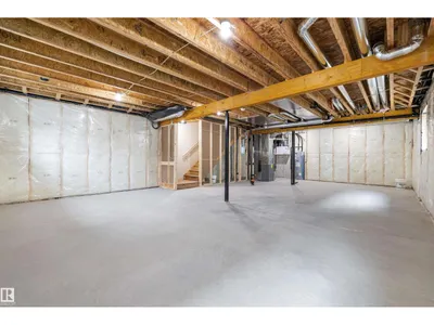 19428 25 AV NW photo 52
