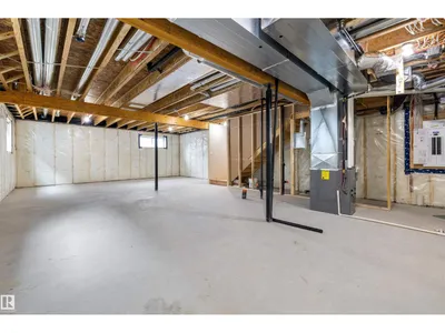 19428 25 AV NW photo 53