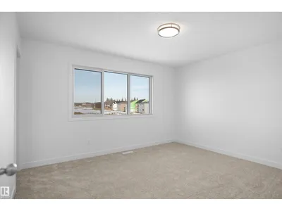 1537 208 ST NW photo 17