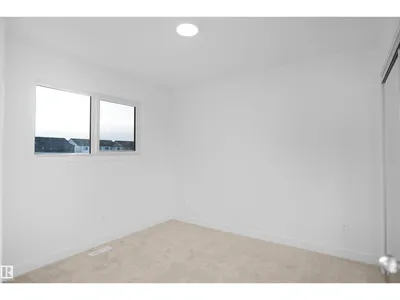 1537 208 ST NW photo 21