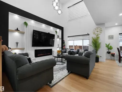 2928 1 AV SW photo 13