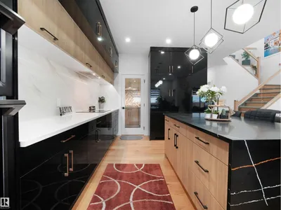 2928 1 AV SW photo 23