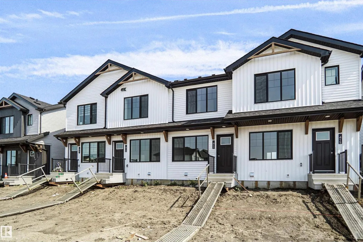 17229 5 ST NE exterior