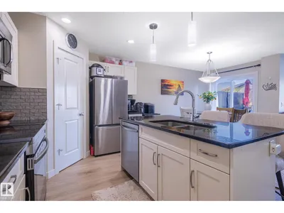 1747 HAMMOND CR NW photo 6