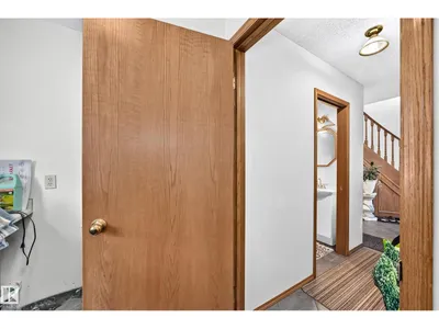6 ATKINSON PL photo 35