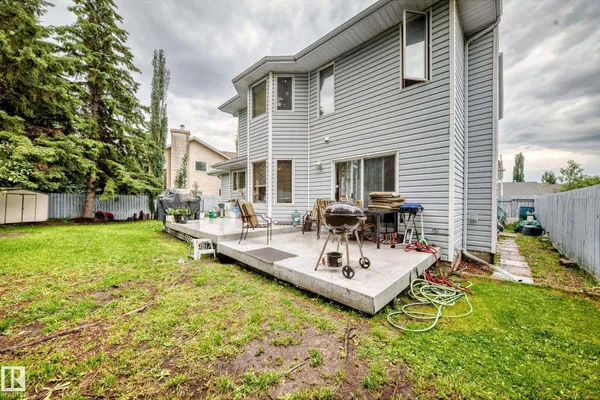 6 ATKINSON PL photo 2