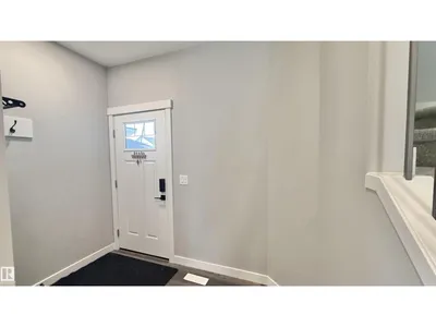 2531 194 ST NW photo 5