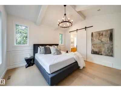 6003 111 AV NW photo 29