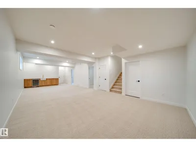 6003 111 AV NW photo 51