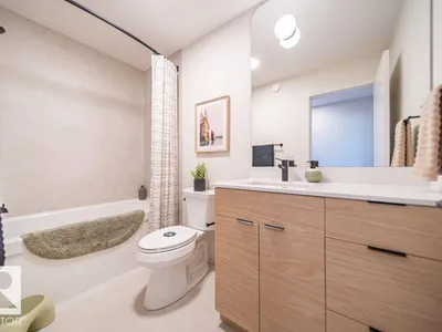 6906 57 AV photo 16