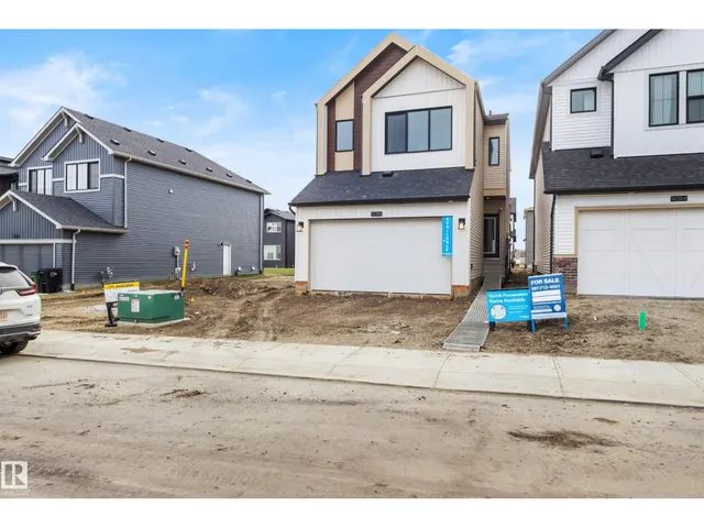 9096 ELVES LO NW, Edmonton