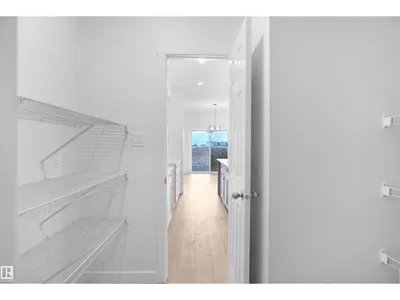 621 Ashgrove CI photo 11