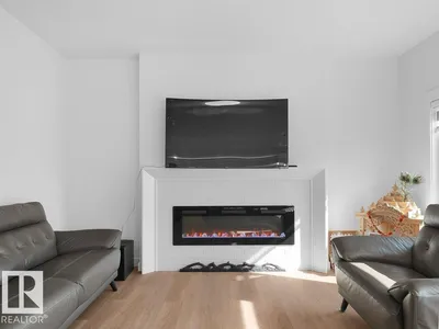 1077 CRISTALL CR SW photo 20