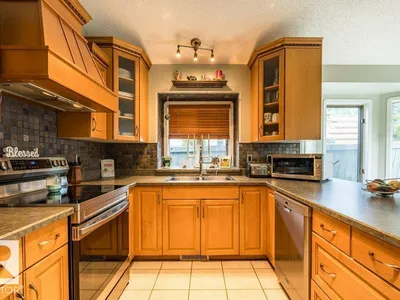 4705 43 ST photo 13
