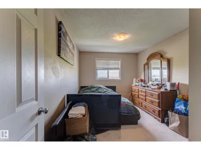 6218 1A AV SW SW photo 13