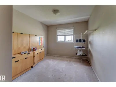 6218 1A AV SW SW photo 14