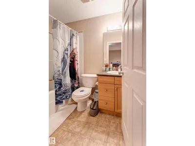 6218 1A AV SW SW photo 16