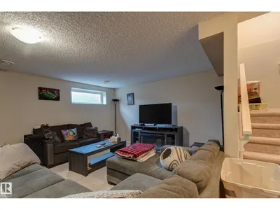 6218 1A AV SW SW photo 24