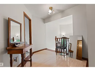 11139 157 AV NW photo 26