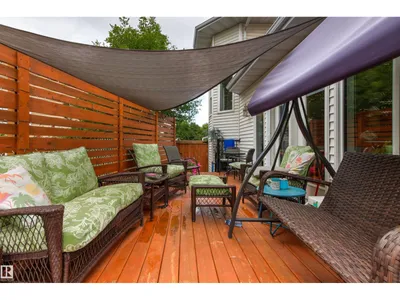 11139 157 AV NW photo 54