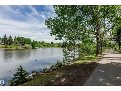 11139 157 AV NW photo 64