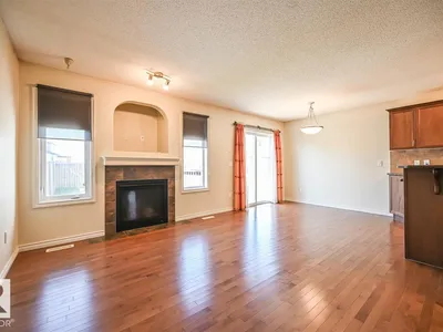 11425 14 AV SW photo 15