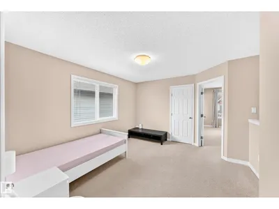 3920 6 ST NW photo 18