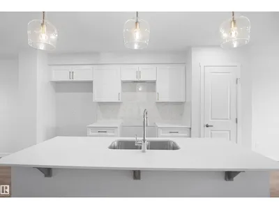 542 Ashgrove CI photo 10