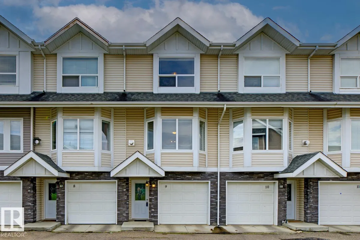 #9 13215 153 AV NW exterior