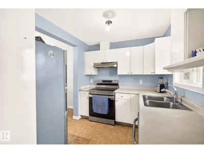 1646 millwoods RD E NW photo 20
