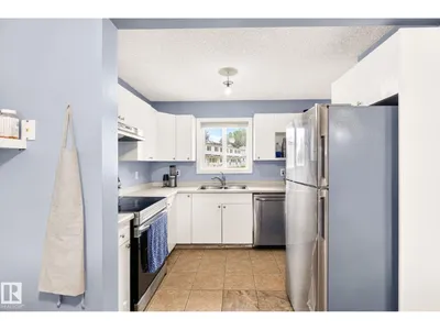 1646 millwoods RD E NW photo 22