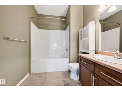 #211 4316 139 AV NW NW photo 29