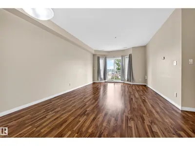 #211 4316 139 AV NW NW photo 12
